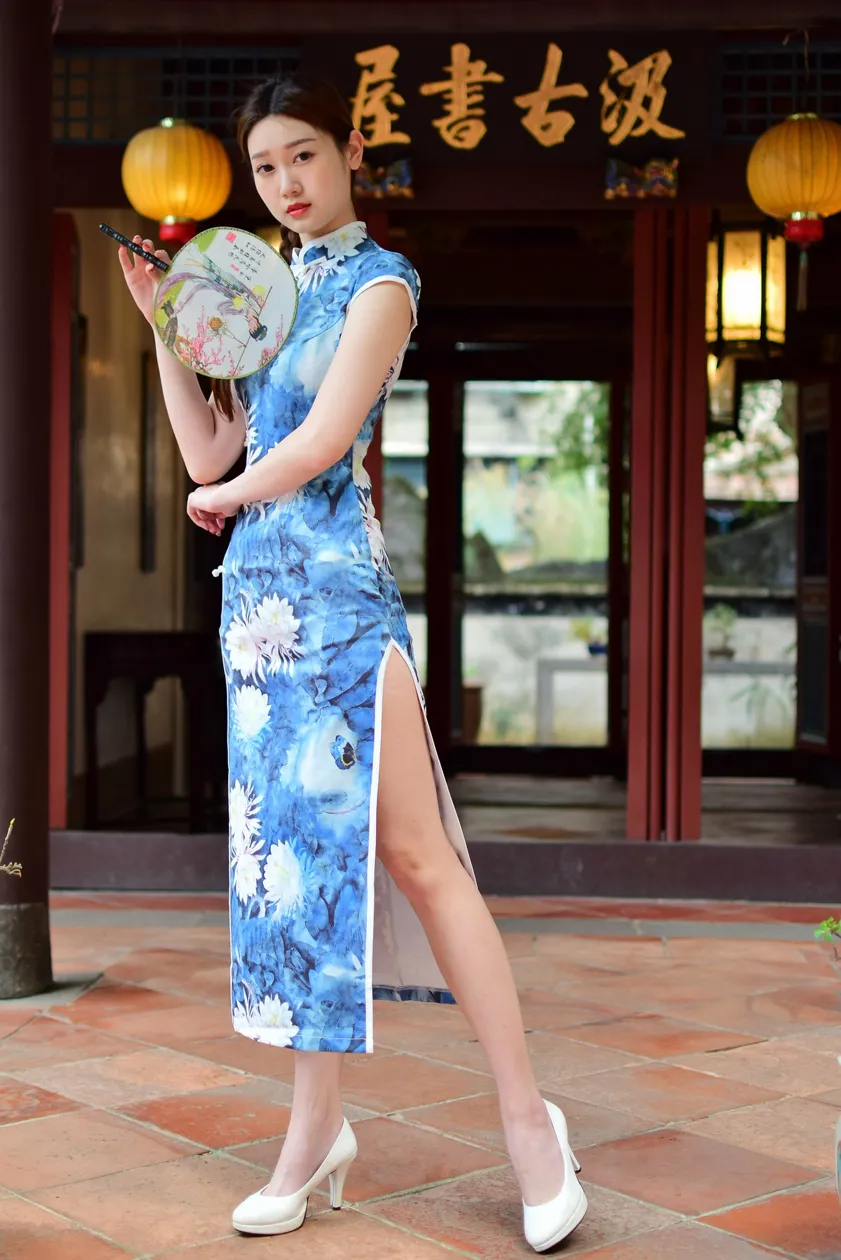 [Mzsock] NO.174 USD High-cut long cheongsam with white high heels and beautiful legs street photography#[105P]-4